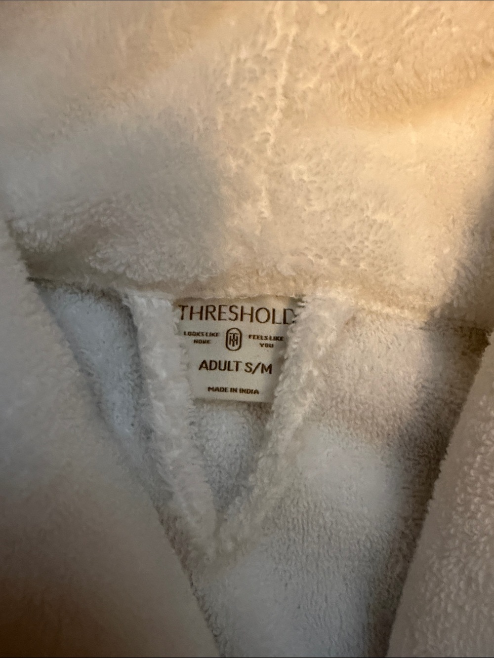 Adult Plush White Robe - Picture 2 of 2